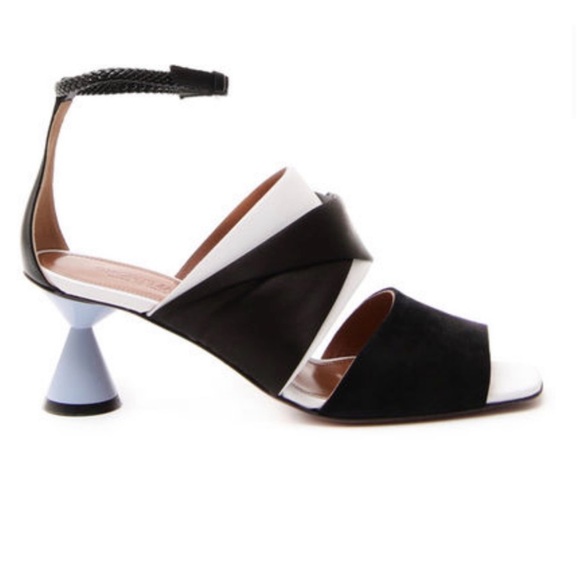 SportsMax by MaxMara Heeled Sandals Size: EU39 US8.5 Summer/ Spring/Party/Events - Picture 3 of 13